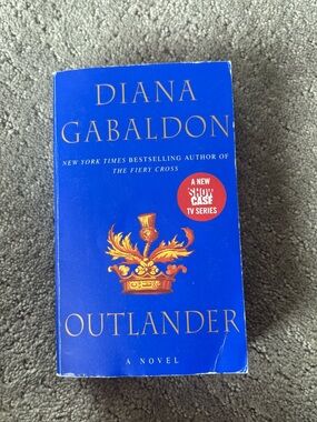 3/$25 Outlander by Diana Gabaldon - mass market Paperback Novel book